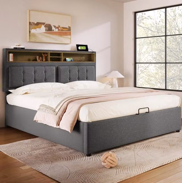 Letto matrimoniale MODFU imbottito con contenitore a sollevamento, porta USB e mensola integrata, grigio, L/P/H: 143 x 204 x 104 cm – 1