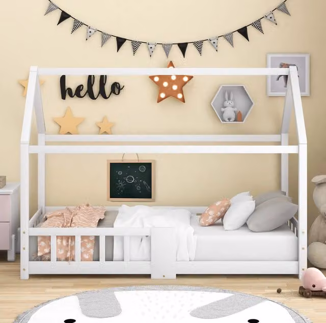 Letto a casetta per bambini MODFU in legno di pino e MDF, bianco con lavagna, 90 x 200 cm