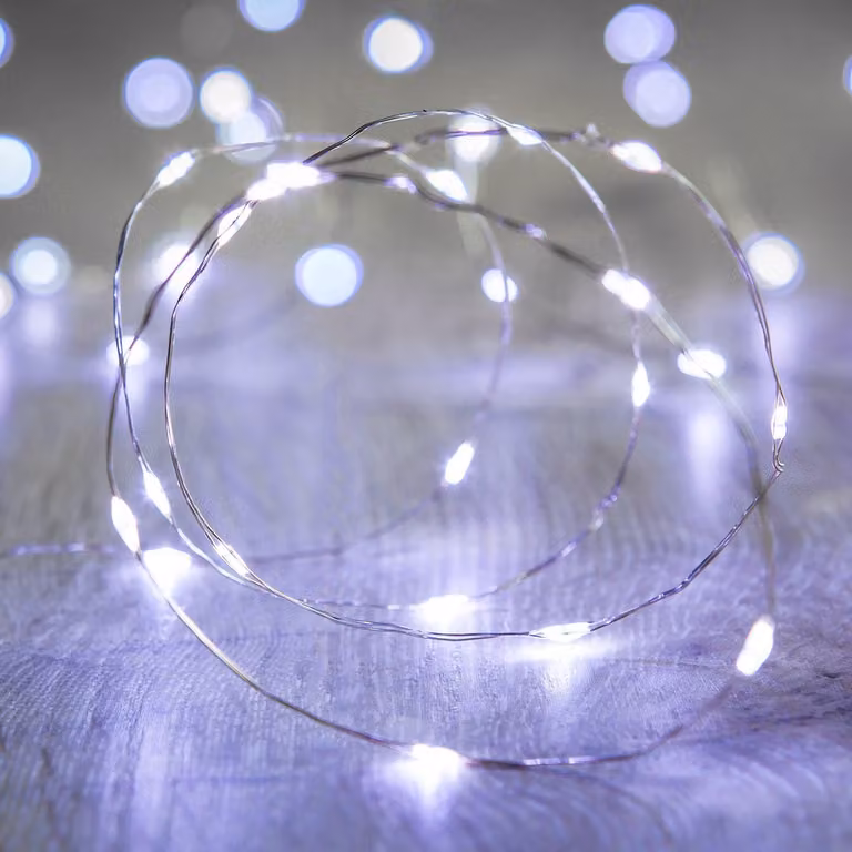 Catena luminosa, 20 micro-LED a luce calda, filo argentato, 1,5 metri