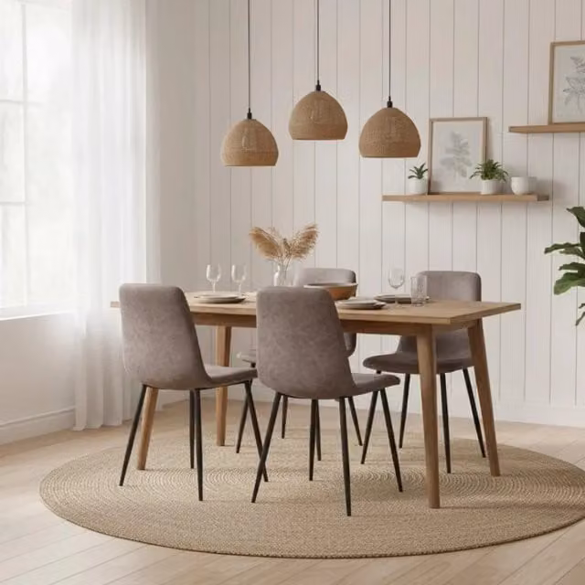 Set di 4 sedie da pranzo imbottite in similpelle grigio vintage Tia con struttura in metallo facili da pulire | Duzzle