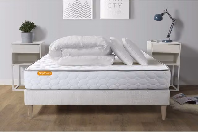 Pacchetto letto completo - Materasso 140x190cm + Box spring con doghe (kit) + 2 cuscini + Piumino - Memo