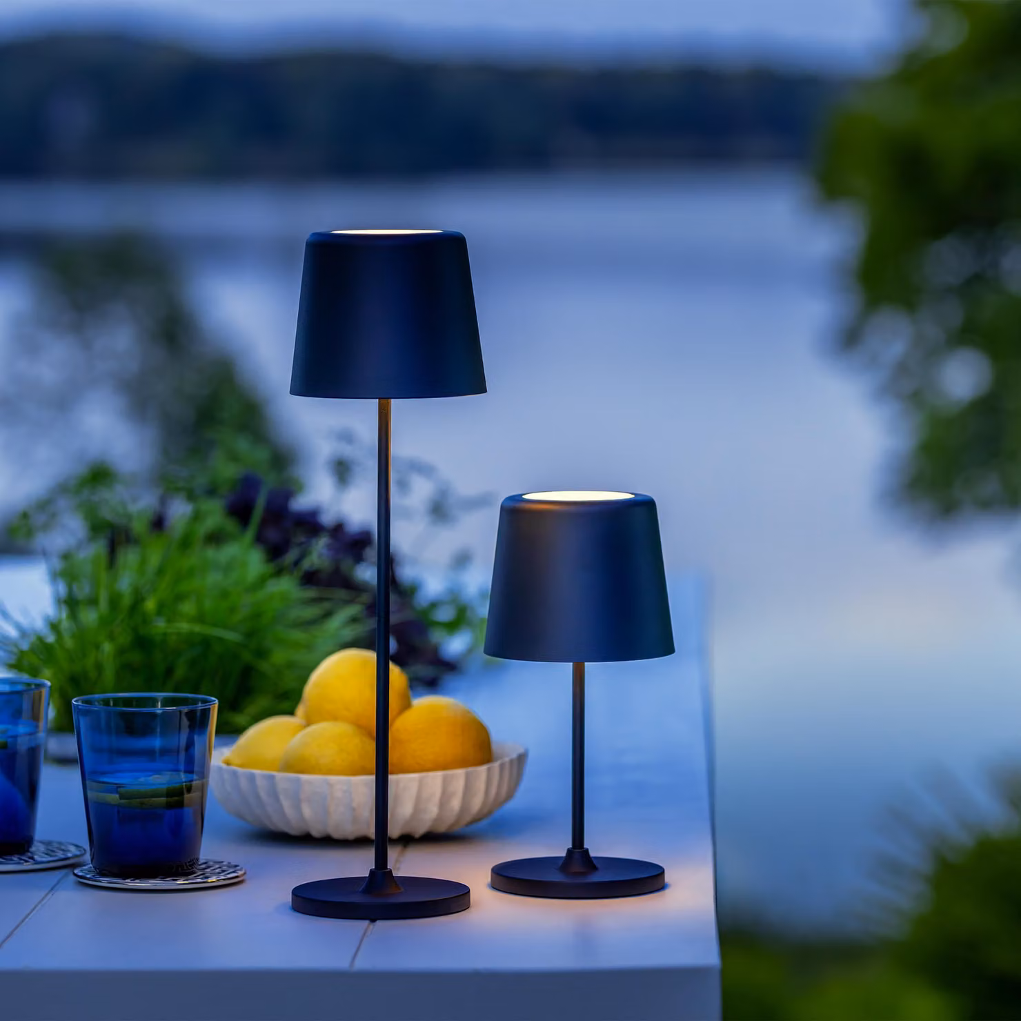 Lampada da tavolo a LED Lightbox per interni ed esterni, 37 cm x 23 cm, altezza 10 cm