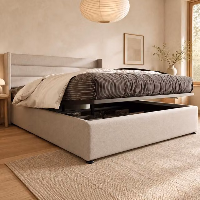 Letto matrimoniale contenitore ULEVR 140x200 cm con base idraulica e testiera imbottita, rivestimento in lino beige