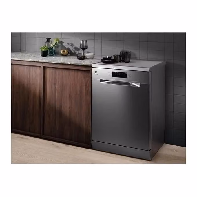Lavastoviglie a libera installazione Electrolux colore Silver, Classe E, 13 coperti, con apertura automatica della porta, rumorosità 46 dB, L/P/H: 59,6 x 63,0 x 84,5 cm – 2