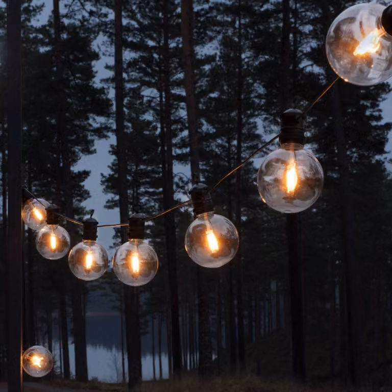 Konstsmide Christmas Ghirlanda luminosa LED solare da festa, 7 W, color ambra, IP44, 1800 K LED-Solar-Lichterkette Party, dimmerabile, Crema / Ambra, Plastica, Moderno