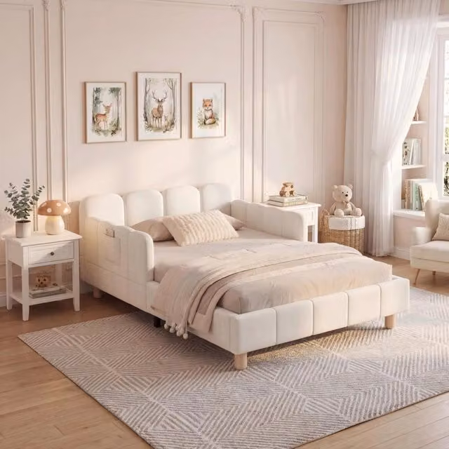 Letto divano per bambini 90x200 cm imbottito con testiera; sponda anticaduta e piedi in legno massello; velluto beige