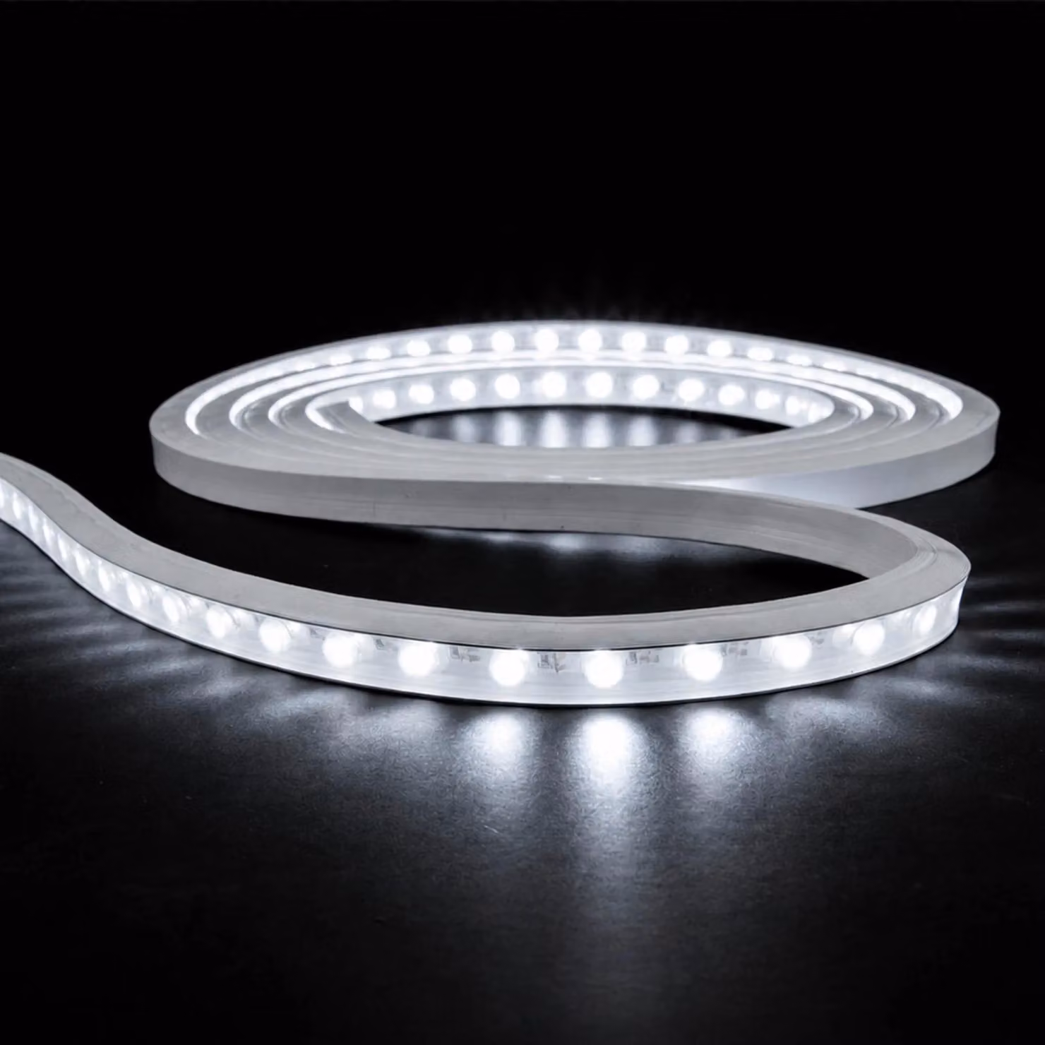ARELUX XFLEX, striscia LED flessibile 18x16, 24V DC, 20W/metro, bobina da 5 metri, 42 LED/metro, CRI 90, IP67, angolo di emissione 30 gradi, temperatura di colore 6500K