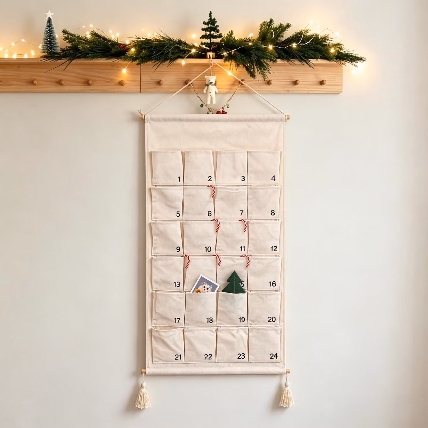 Calendario dell'Avvento in tela, con 24 tasche numerate, di grandi dimensioni, ideale per il periodo natalizio
