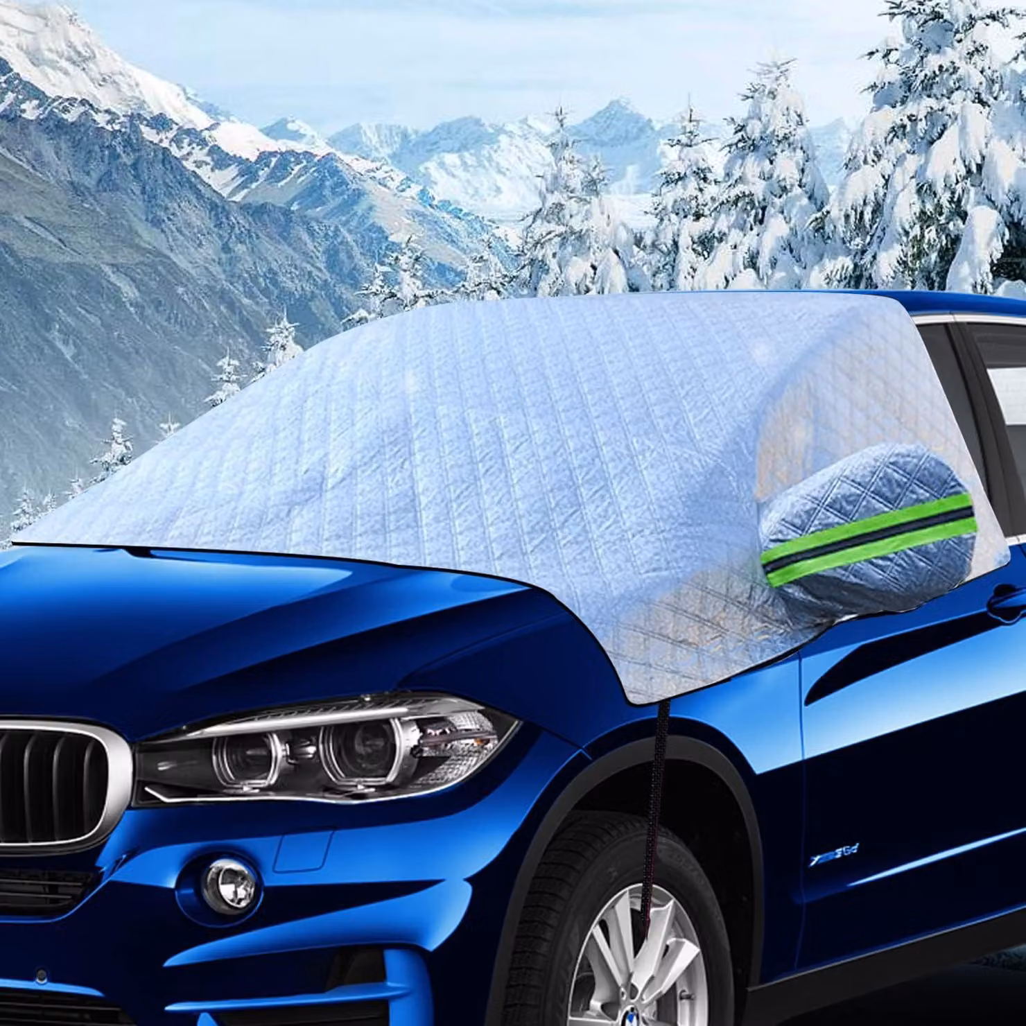 Protezione invernale del parabrezza dell'auto contro la neve e il gelo