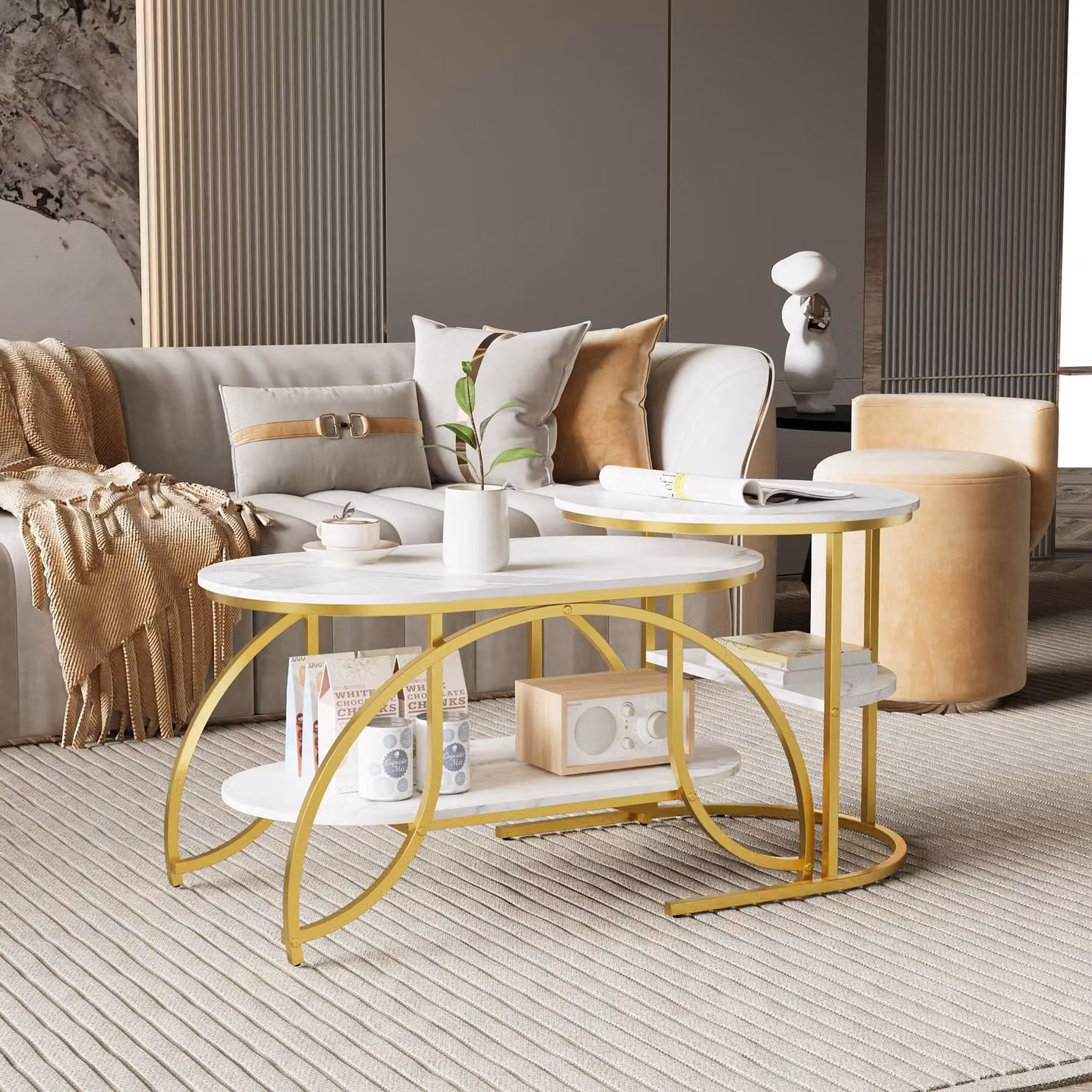Set di 2 tavolini da salotto in marmo: uno di 80 x 46 cm e uno di 52 x 52 cm, colore bianco e oro