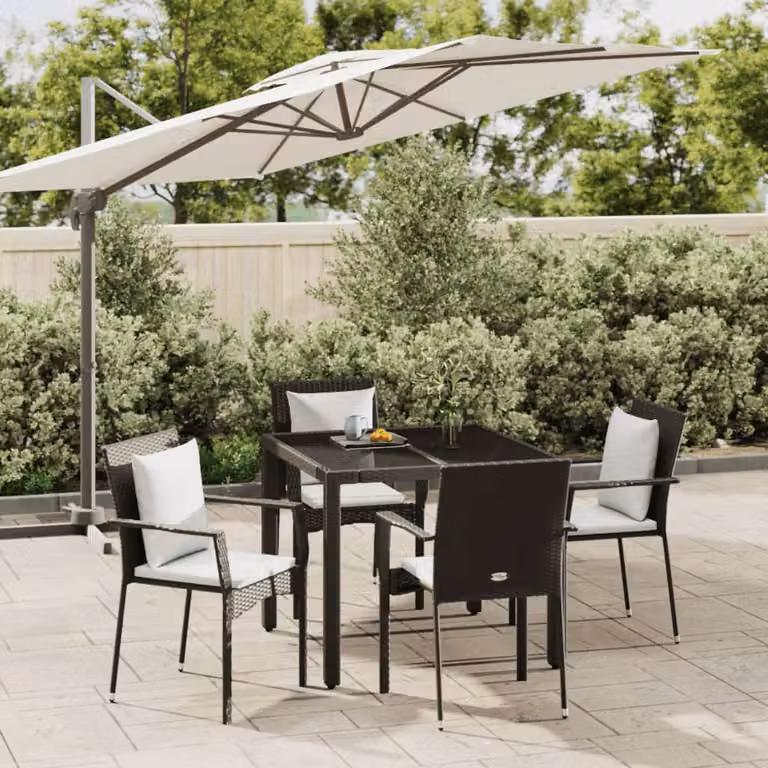 Set da pranzo da giardino moderno vidaXL in polyrattan nero con tavolo in vetro e 5 sedie con cuscini