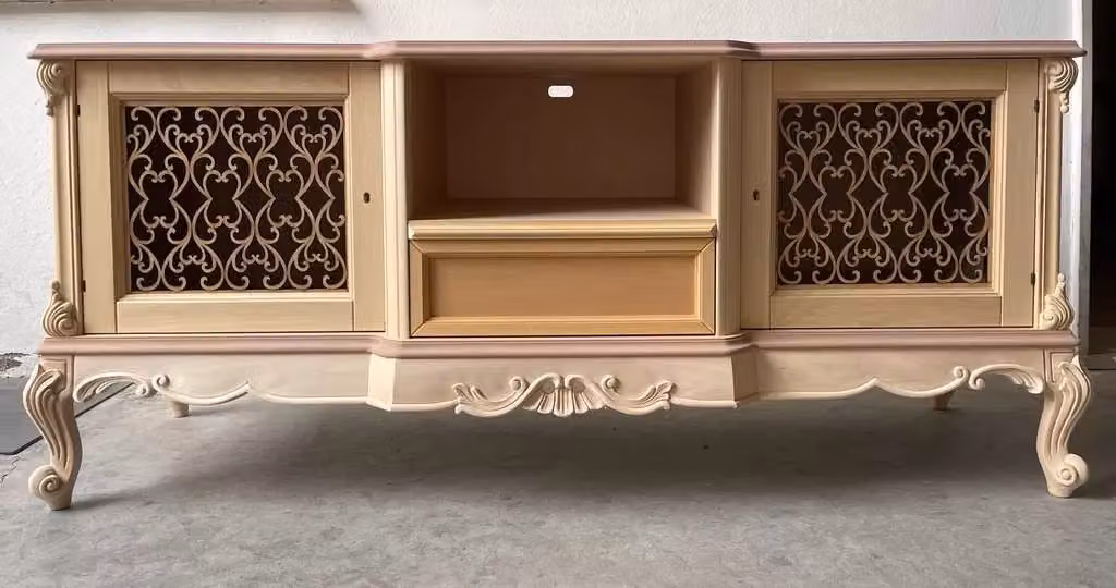 Porta TV classico barocco Mobili 2G in legno grezzo inciso con 2 ante e 1 cassetto L: 174 cm, P: 60 cm, H: 76 cm – 2