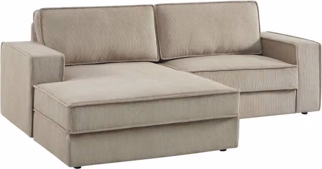 Divano angolare sinistro SWEEEK in velluto a coste beige, 3 posti con struttura in legno massiccio e cuscini inclusi, L 231 x P 156 x H 83 cm