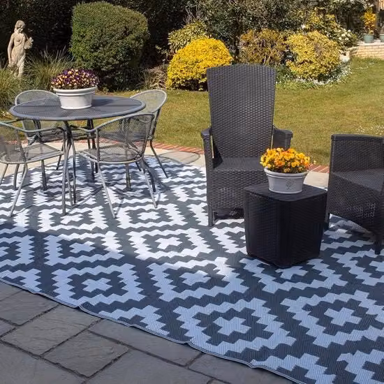 Tappeto Geometrico Moderno Grigio per Esterno, Lavabile e Resistente ai Raggi UV