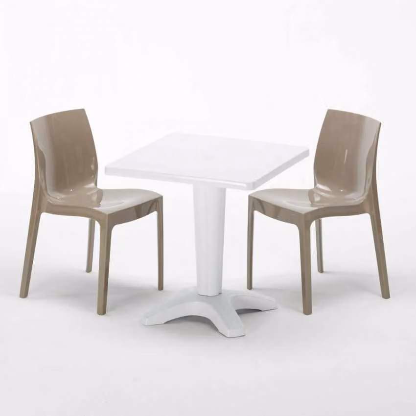Tavolo quadrato bianco e 2 sedie in polipropilene colorato per interni Grand Soleil Ice Patio - Beige