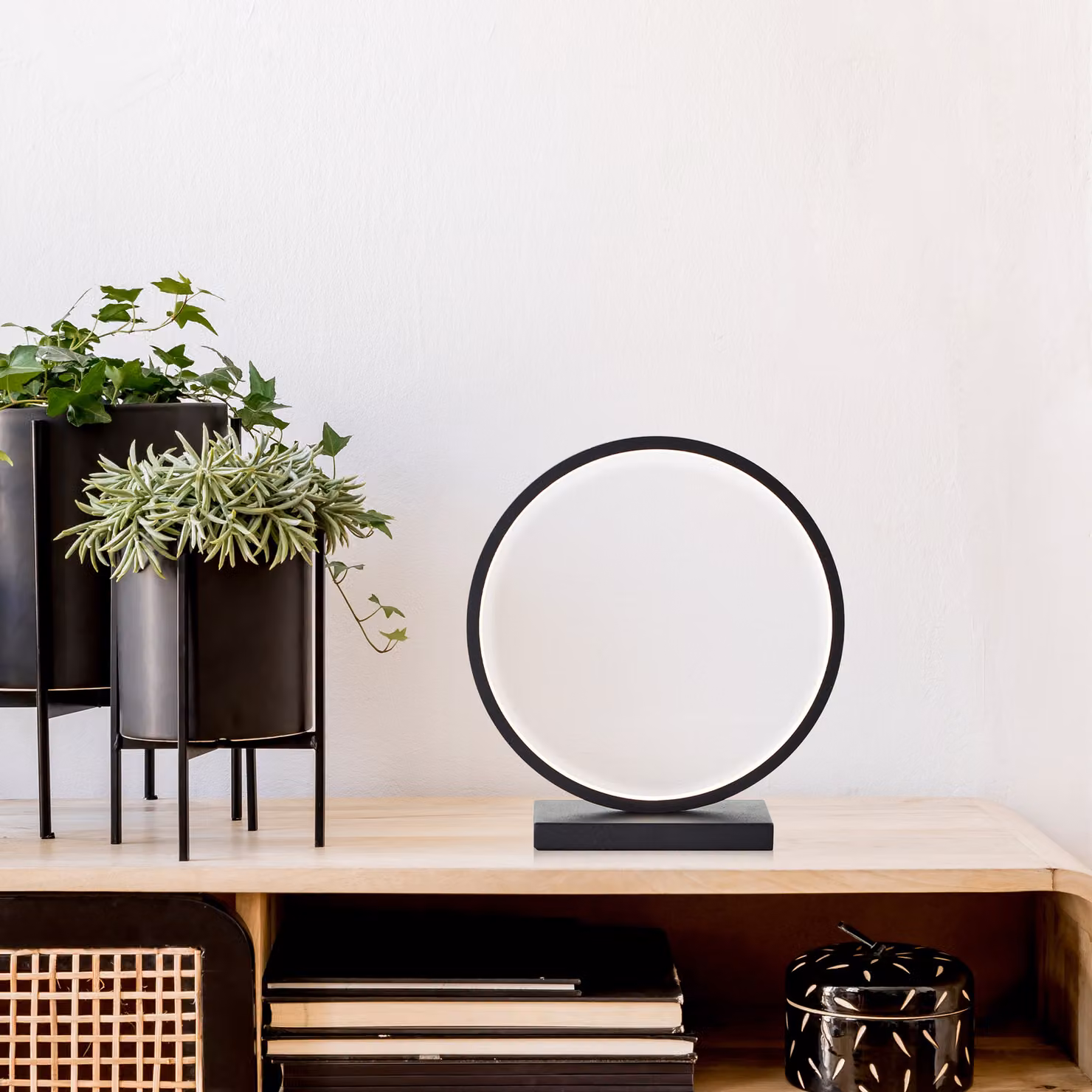 BRILLANTE lampada da tavolo a LED CHAUMONT | lampada da tavolo nera minimalista | altezza: 28 cm | 7,5W 850 lumen 3000 Kelvin | nero