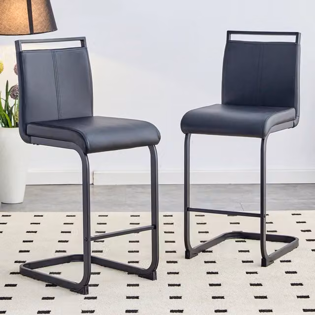 Set di 2 Sgabelli da Bar in Ecopelle Nera e Metallo Design Moderno Robusto per Cucina e Casa Altezza 96.5 cm
