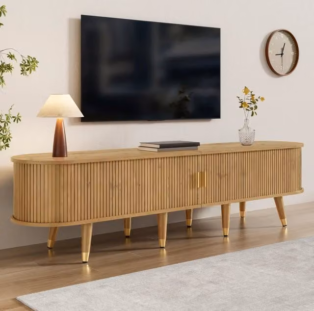 Mobile TV MODFU con ante scorrevoli in MDF effetto legno marrone e dettagli oro L: 175 cm, P: 38 cm, H: 45 cm