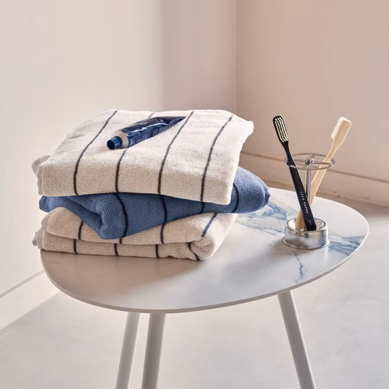 SMART Coppia ospite e asciugamano - Colore: SMART - OFF-WHITE/BLU,Taglia: 40x60 + 50x100