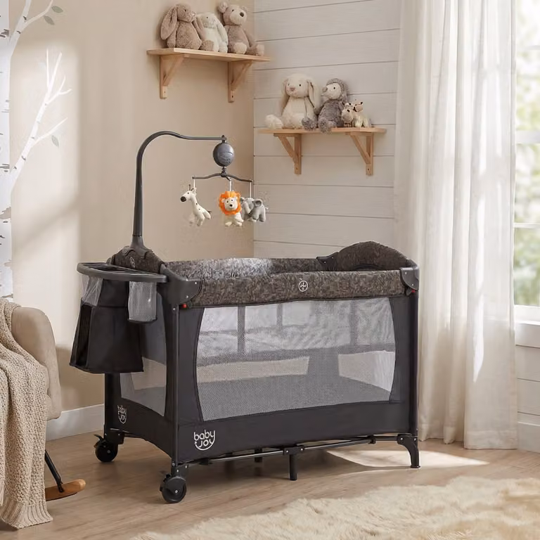 Culla 4 in 1 Costway pieghevole con ruote, fasciatoio e materasso rimovibile, lettino da campeggio per neonati colore grigio
