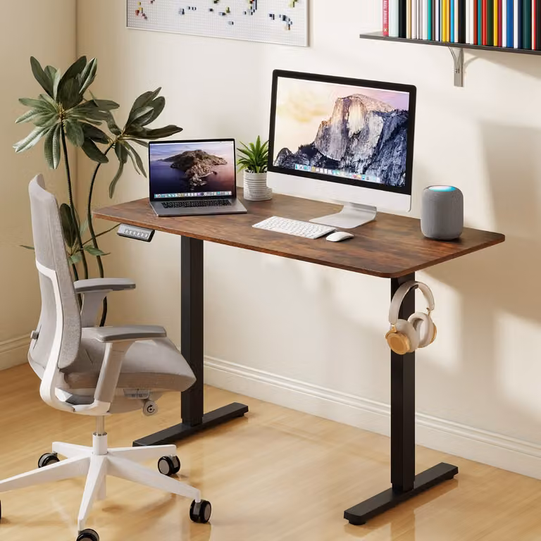 Scrivania elettrica ergonomica Costway regolabile in altezza con motore elettrico e finitura marrone opaca per home office