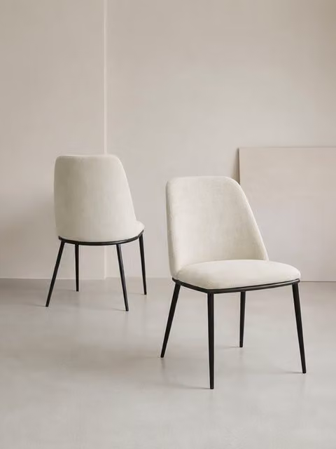 Set di 2 sedie imbottite Loire beige Kenay Home con struttura in legno e metallo nero