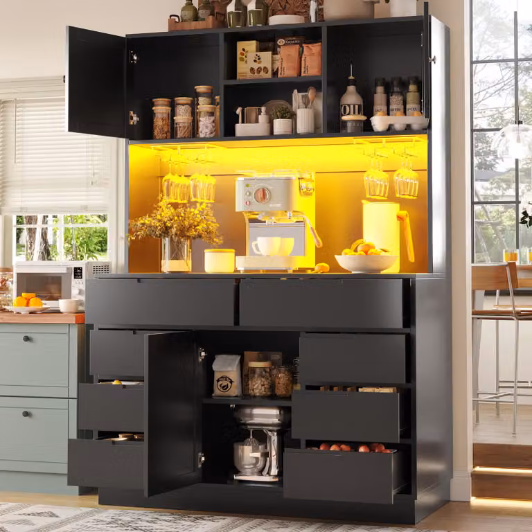 Armadio alto moderno con ripiani regolabili in altezza, mobile da cucina con porta USB e illuminazione LED intelligente, colore nero