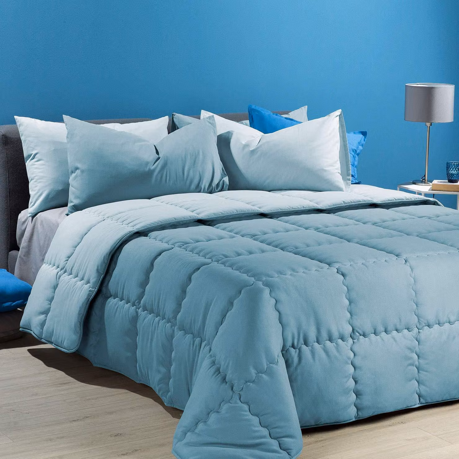 Piumino in fibra di poliestere per letto matrimoniale, color azzurro cielo, 1 pezzo