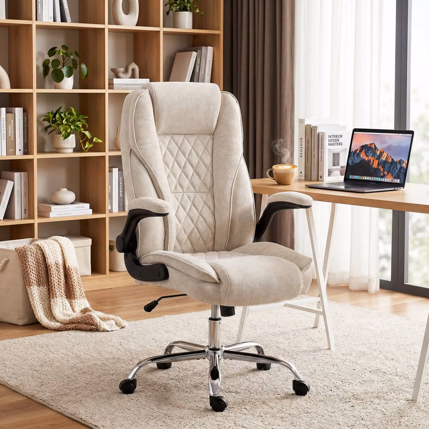 Poltrona da ufficio ergonomica HOMCOM beige con braccioli reclinabili e altezza regolabile L/P/H: 70 x 70 x 114-122 cm – 2