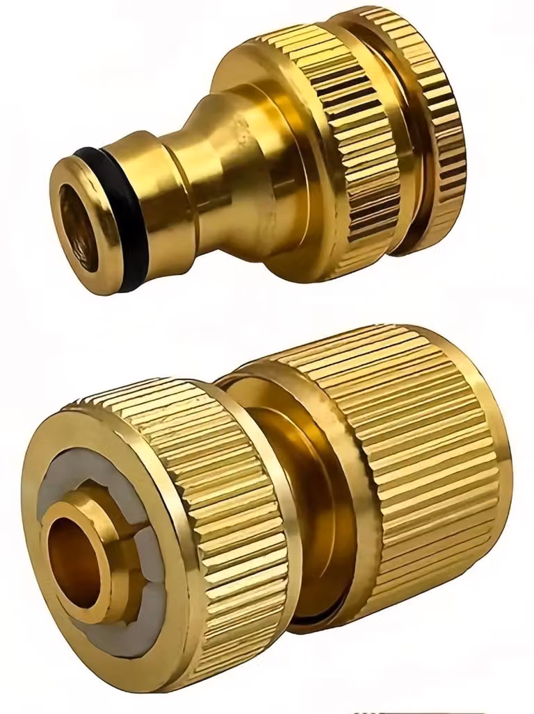 Raccordi per l'acqua da giardino, materiale metallico, elevata resistenza alla pressione, un set