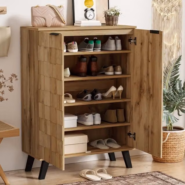 Scarpiera moderna in legno con ante soft-close e ripiani interni, disponibile in marrone o nero, L: 80,5 cm, P: 35 cm, H: 109,5 cm