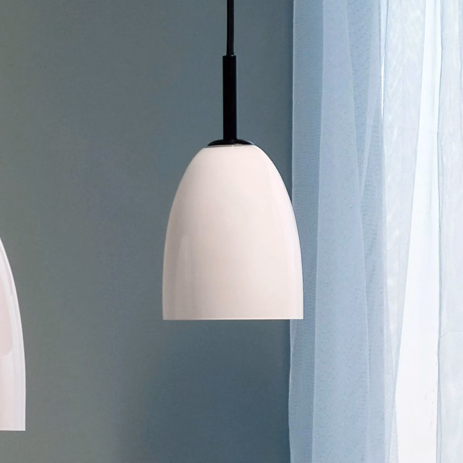 Dyberg Larsen Lampada a sospensione in vetro Jazz, dimmerabile, Bianco / Opale, Soggiorno / Sala da pranzo, Vetro, Scandinavo, Lampada a sospensione