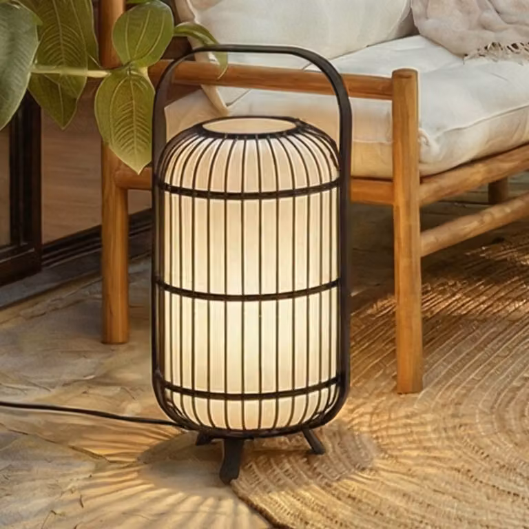 Lucande Lampada per terrazza Tayori, nera, 64 cm, IP44 Tayori, Nero, Alluminio, Design