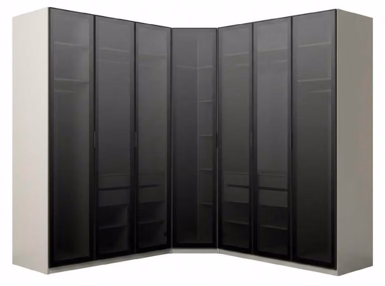 Armadio angolare beige e nero, design moderno ed elegante, con ante in vetro