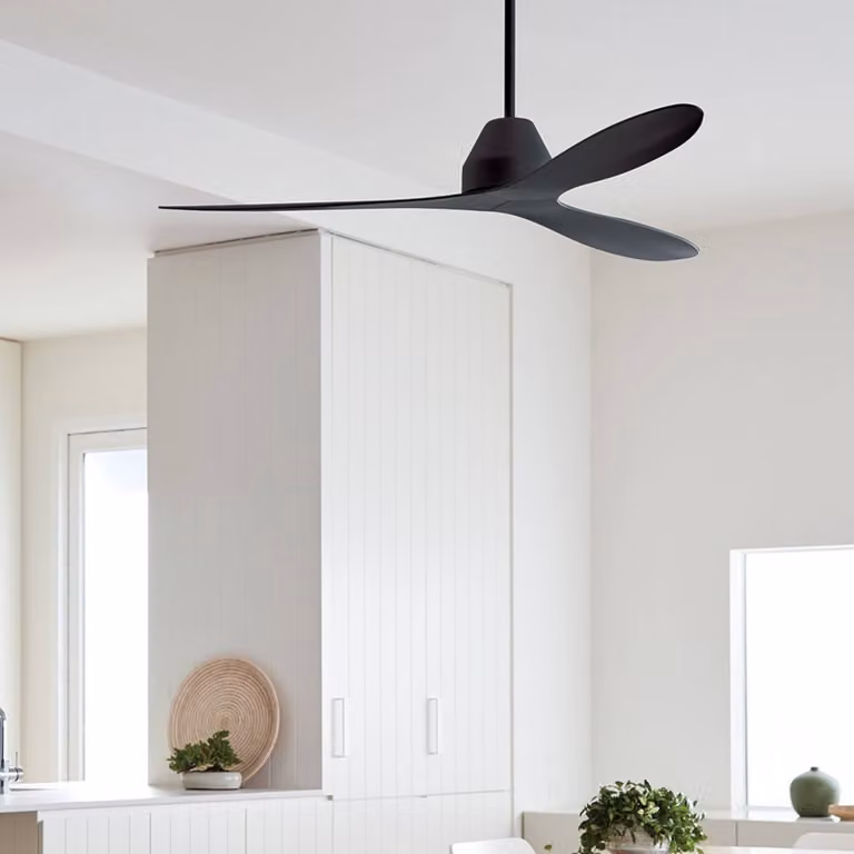 Beacon Lighting Ventilatore da soffitto Whitehaven, nero, silenzioso, Ø 142 cm Whitehaven, Nero, Soggiorno / Sala da pranzo, Plastica, Moderno