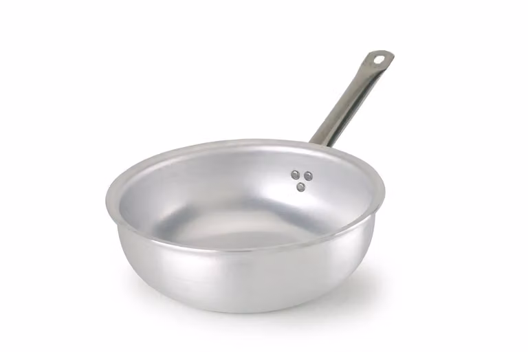 Padella a mantecare in alluminio con manico in acciaio inox, spessore 5 mm, diam. 28cm