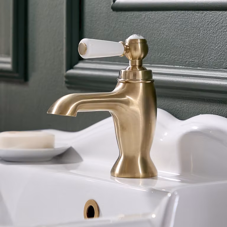 Rubinetto Lavabo Monoforo Tradizionale - Finitura Oro Satinato - Stile Classico