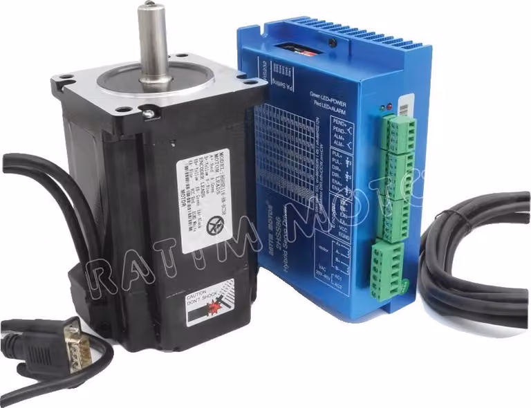 Servomotore passo-passo, coppia nominale 8Nm, lunghezza 116 mm, corrente 8A, compatibilità Nema 34,