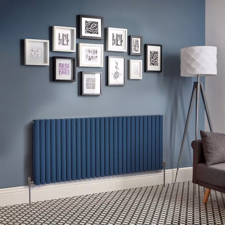 Radiatore di Design Orizzontale  Blu (Deep Sea Blu) -  635mm x 1652mm  - Pannello Doppio  - Revive