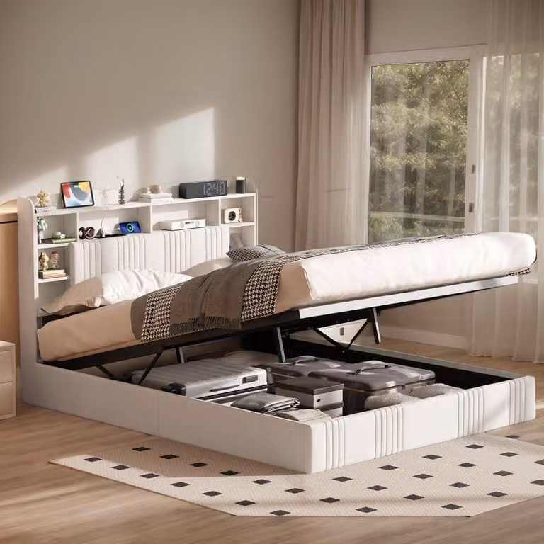 Letto imbottito INONEFT, 140x200 cm, con sistema di sollevamento idraulico, contenitore portaoggetti, illuminazione LED e prese USB. Struttura del letto con rete a doghe e testiera contenitore. Tessuto: lino beige. Senza materasso