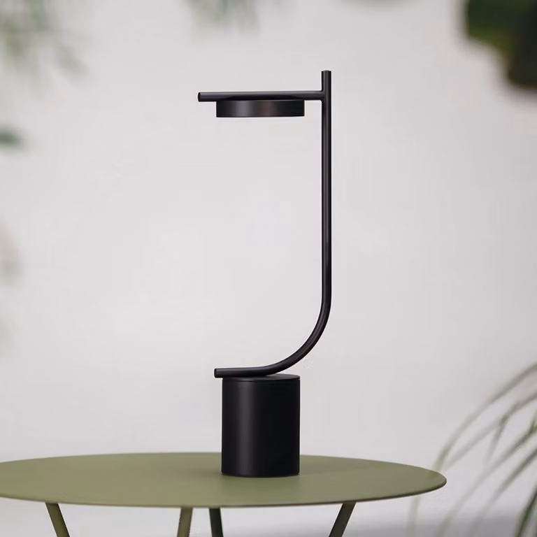 GRUPA Lampada LED da tavolo a batteria Grupa Igram, nera, 40 cm, IP44 dimmerabile, Nero, Soggiorno / Sala da pranzo, Metallo, Design