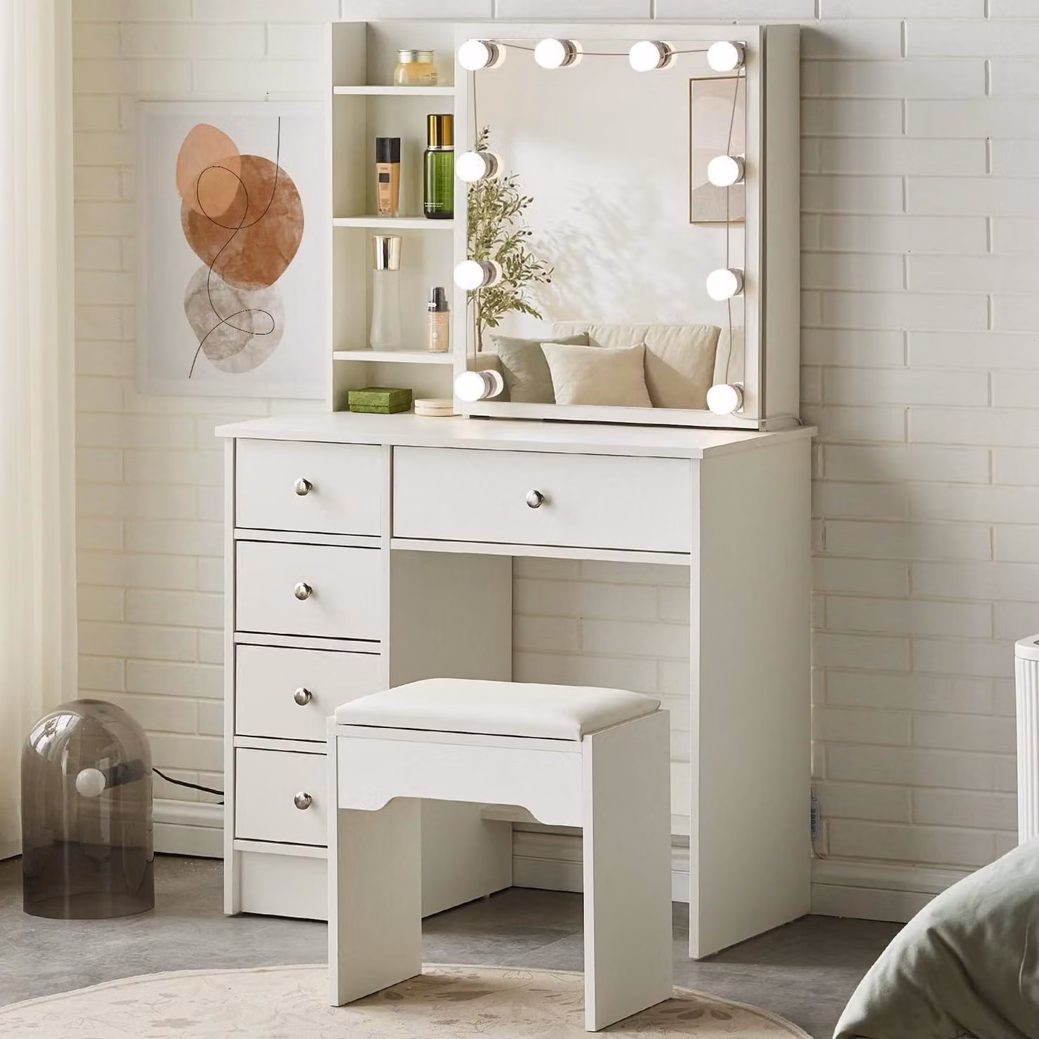 Comò da trucco bianco con specchio scorrevole e illuminazione, 5 cassetti, 4 ripiani, poggiapiedi, dimensioni 80x40x130 cm