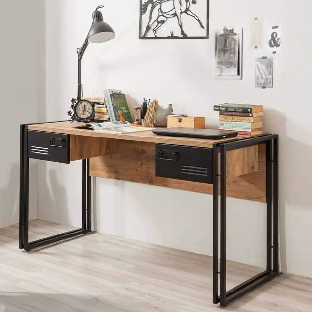 Scrivania DMORA moderna per ufficio e casa, tavolo porta PC rettangolare in legno e metallo, L/P/H: 139 x 60 x 75 cm, Quercia e Nero – 1