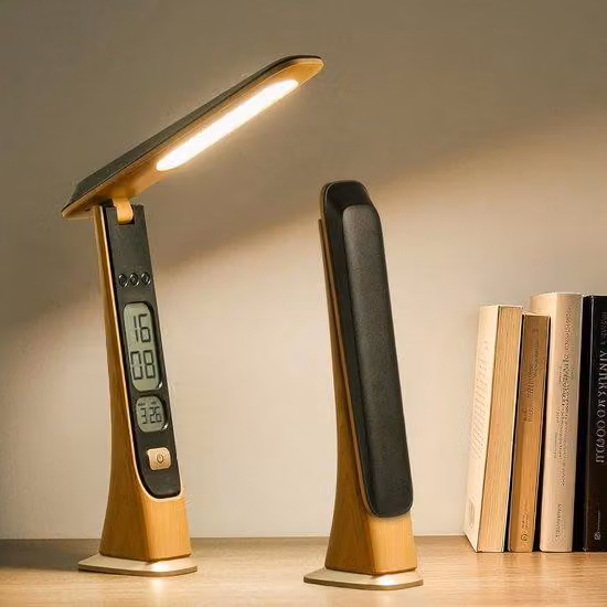 Lampada da scrivania ricaricabile, con cambio colore e regolazione dell'intensità luminosa, luce notturna da 1800 mAh con display dell'ora, comando touch, pieghevole e portatile, ideale per l'ufficio, la lettura e lo studio (non richiede adattatore).