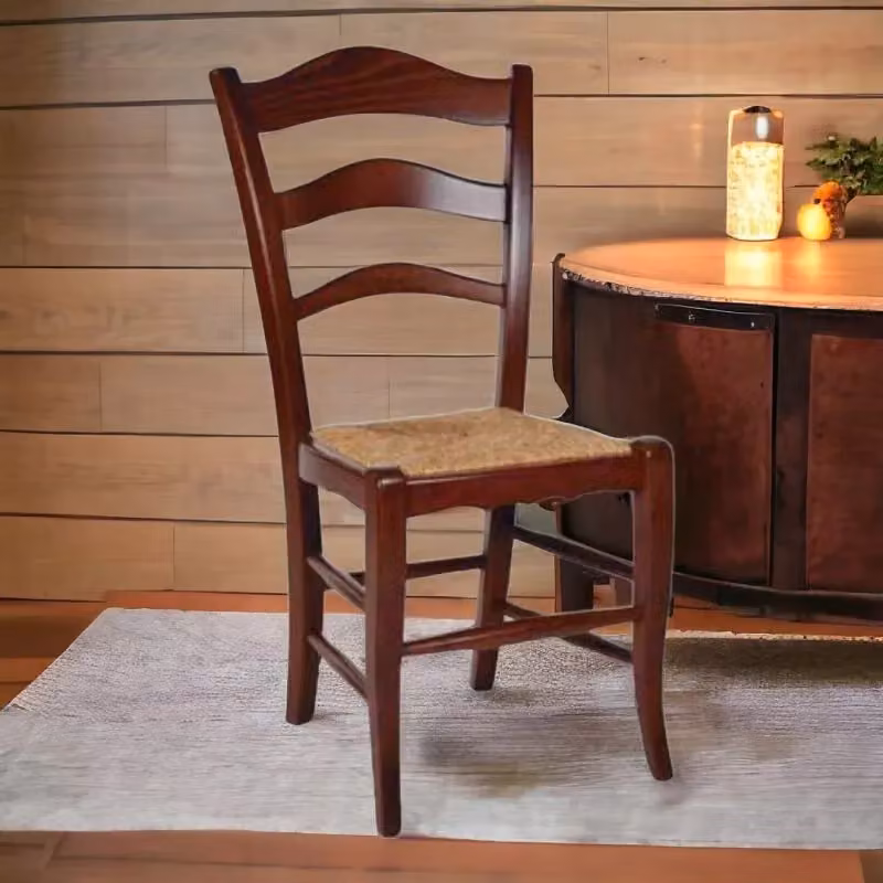Set di 2 sedie in stile arte povera Mobili 2G in legno massiccio color noce con seduta in paglia L: 50 cm, P: 48 cm, H: 97 cm – 3