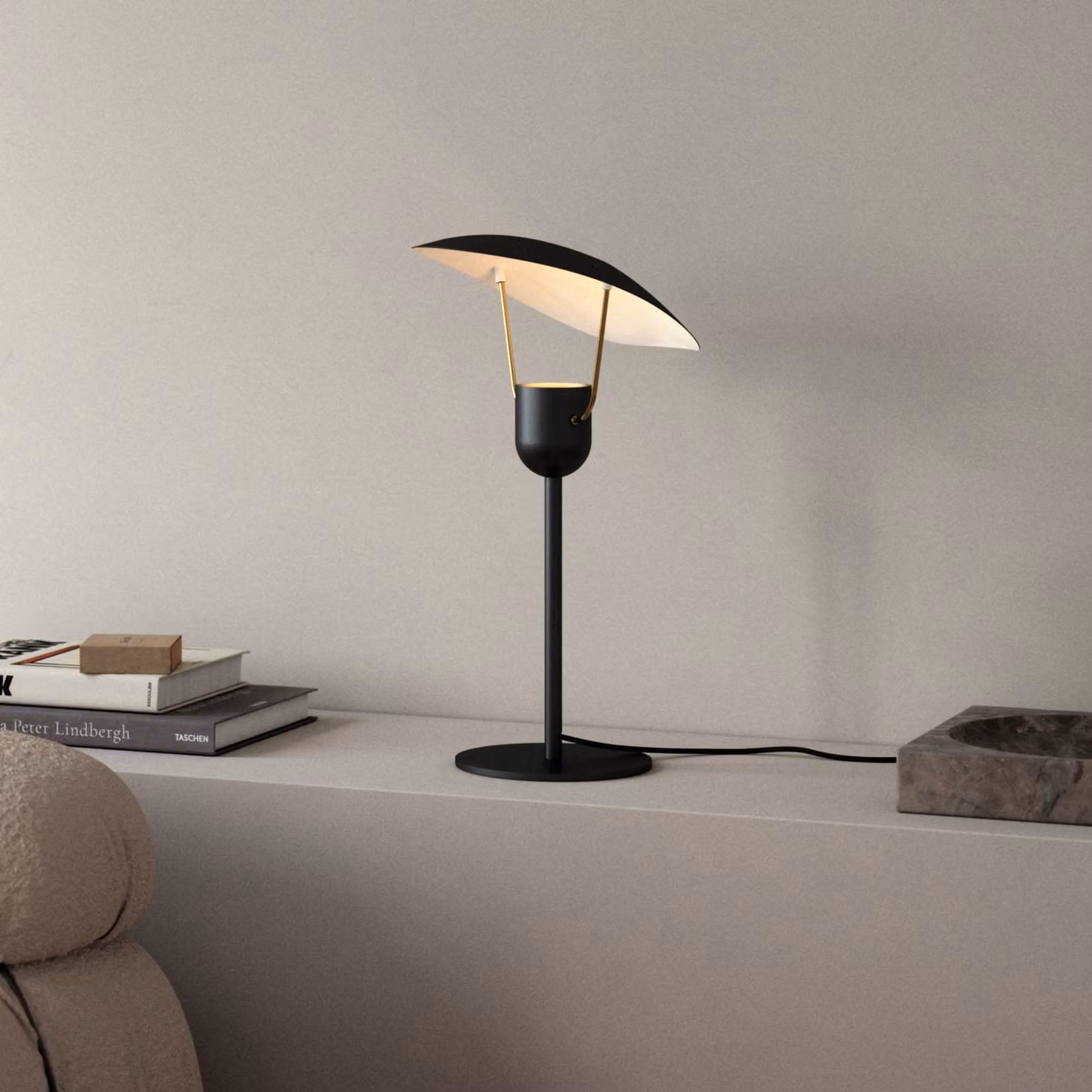 DFTP by Nordlux Lampada da tavolo di design Fabiola, Nero, Soggiorno / Sala da pranzo, Metallo, Design, Lampada da tavolo