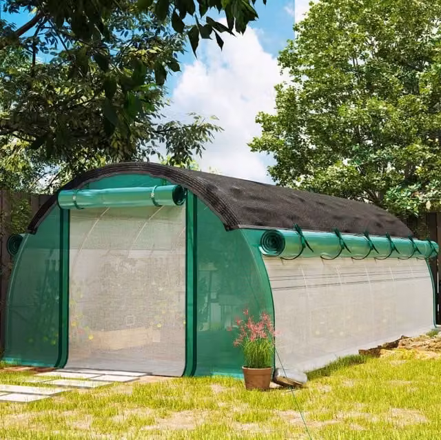 Serra a tunnel verde con struttura in acciaio zincato, copertura in plastica, rete ombreggiante e aperture con rete, L/P/H: 600 x 300 x 174 cm – 1