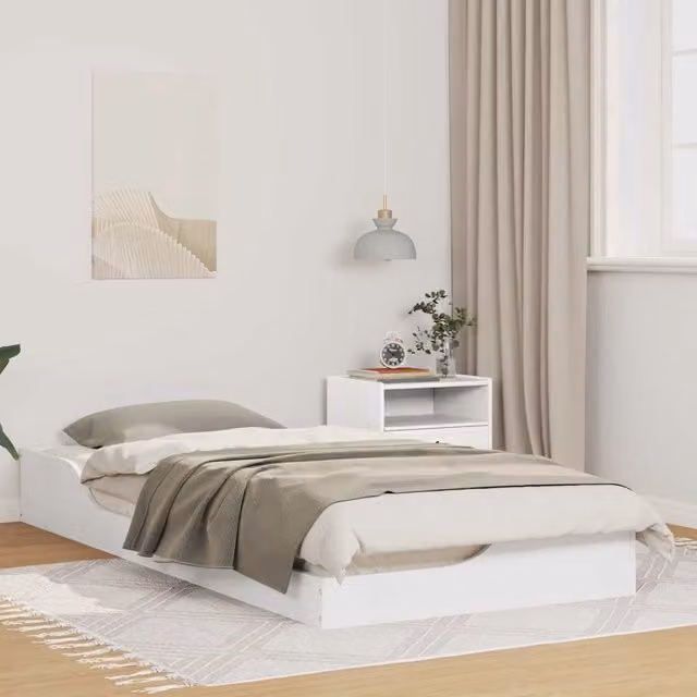 Struttura letto minimalista vidaXL in pino massello bianco L/P/H: 200 x 80 x 83,5 cm – 1