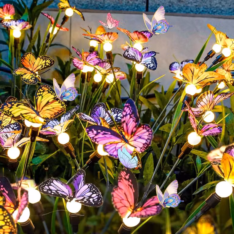 Set di 2 luci solari a forma di farfalla, con 12 LED, impermeabili, per decorazioni da esterno