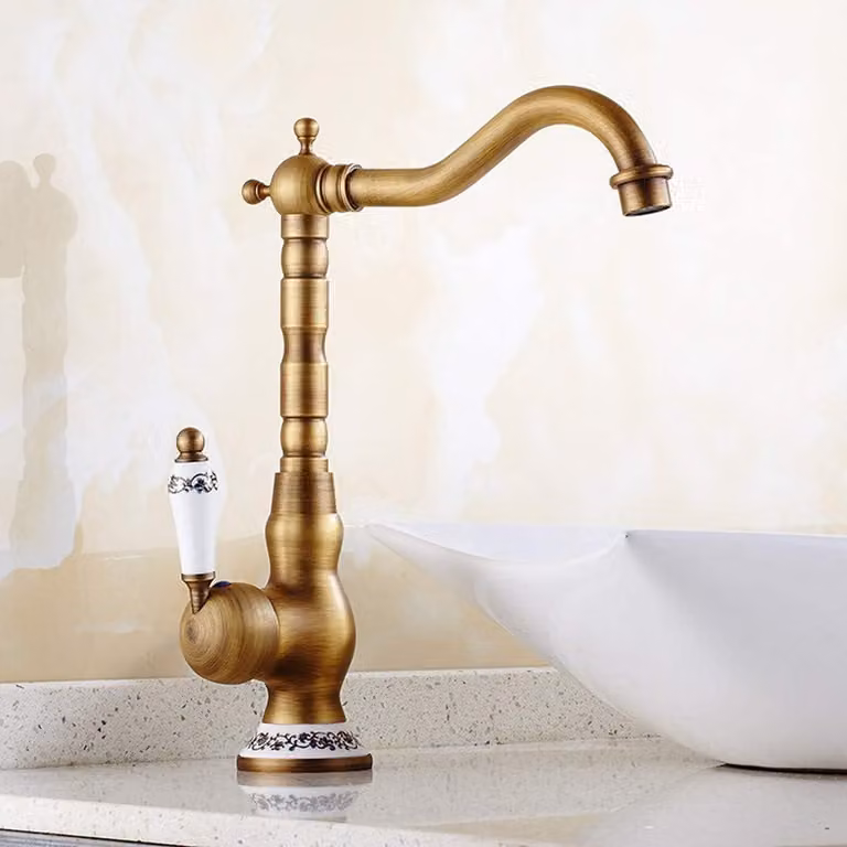 Rubinetto in ottone anticato, miscelatore monocomando, con bocchetta alta, stile retrò